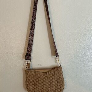 Stylish Tan Woven Crossbody Bag